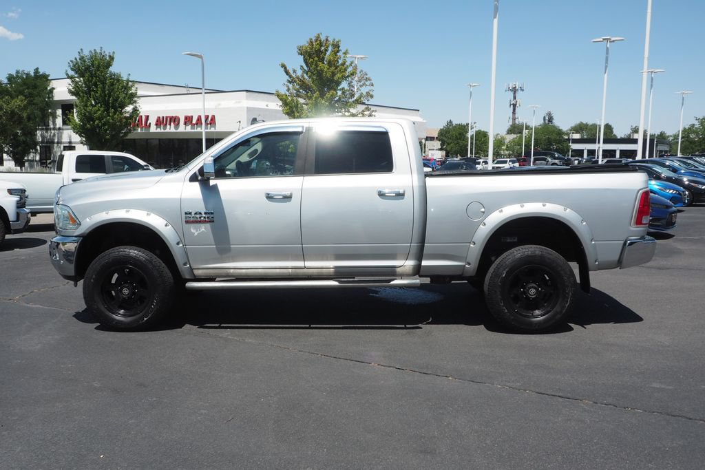 Used 2016 RAM 2500 Laramie w/ Convenience Group AWD/4WD image 3