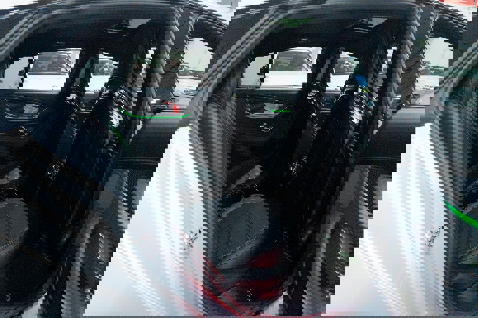 Used 2020 Mercedes-Benz AMG GT 63 image 33