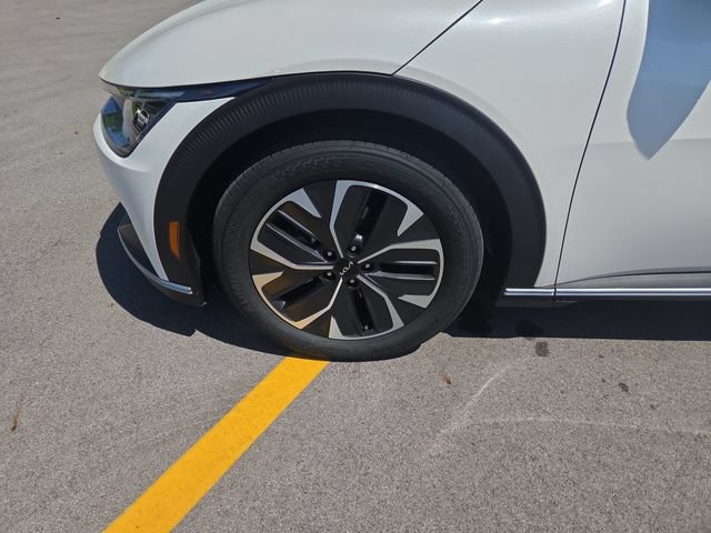 Certified 2024 Kia EV6 Light AWD/4WD image 11