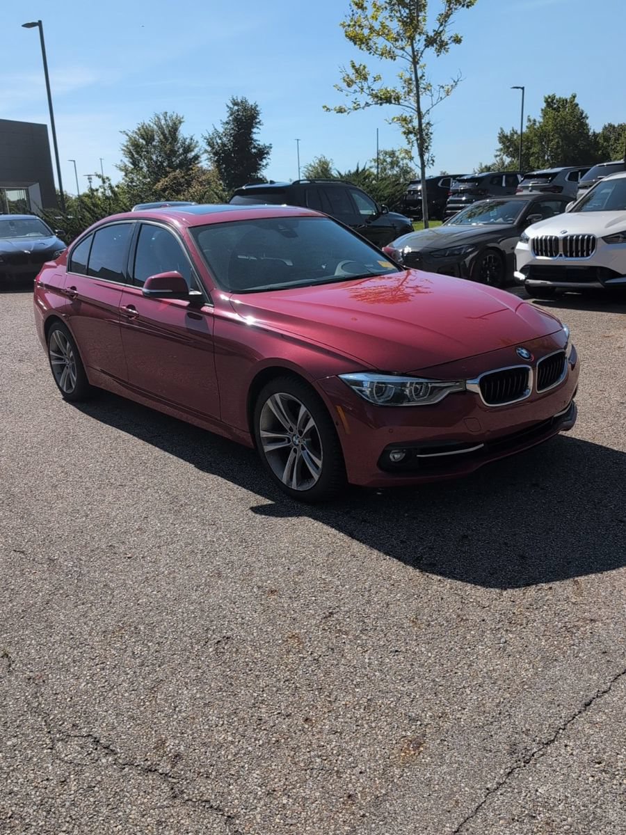 Used 2016 BMW 328i xDrive Sedan AWD/4WD image 4
