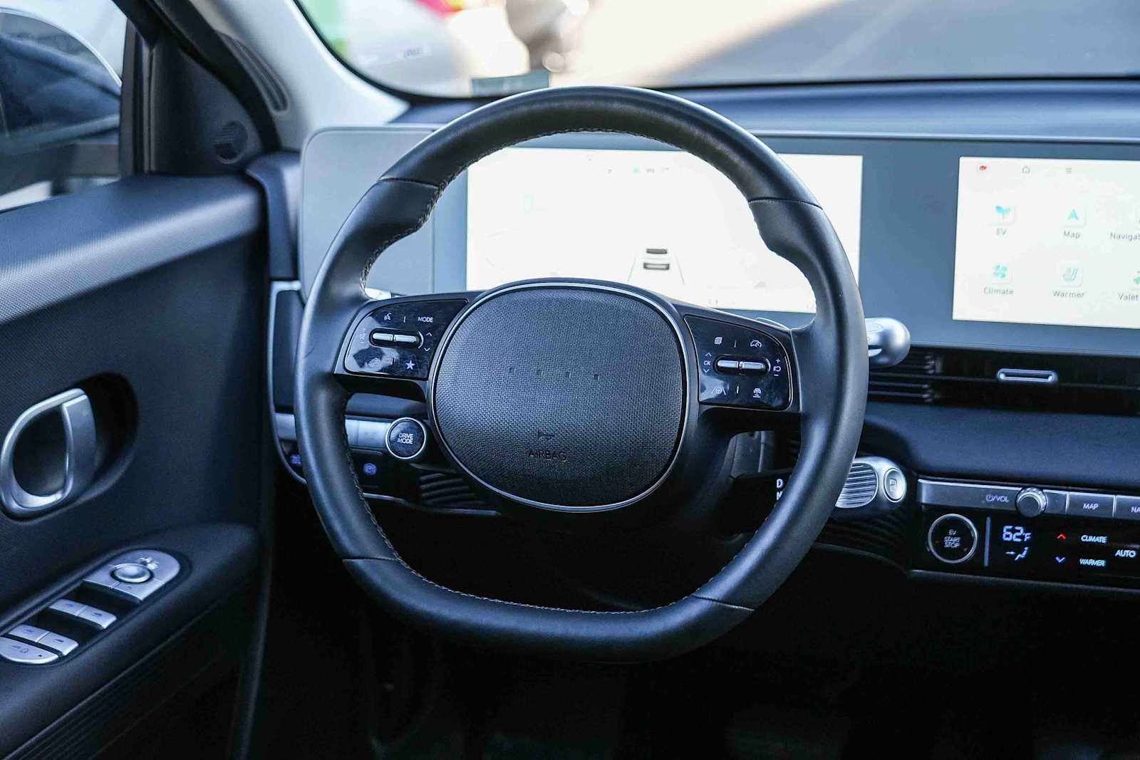 Used 2024 Hyundai Ioniq 5 SEL RWD image 15