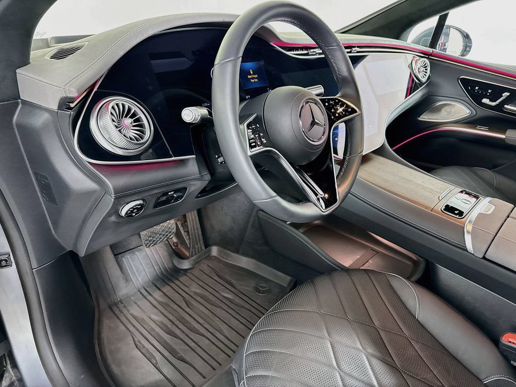 Used 2023 Mercedes-Benz EQS 580 4MATIC Sedan image 4
