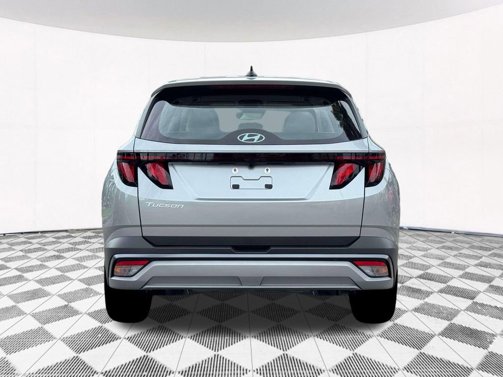 New 2026 Hyundai Tucson SE image 9