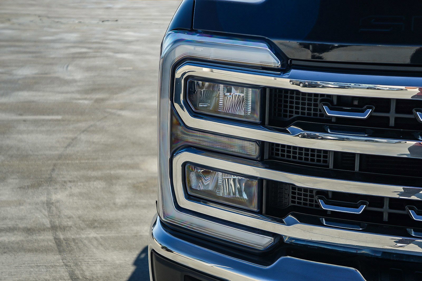 Used 2023 Ford F250 Lariat w/ Lariat Ultimate Package image 9