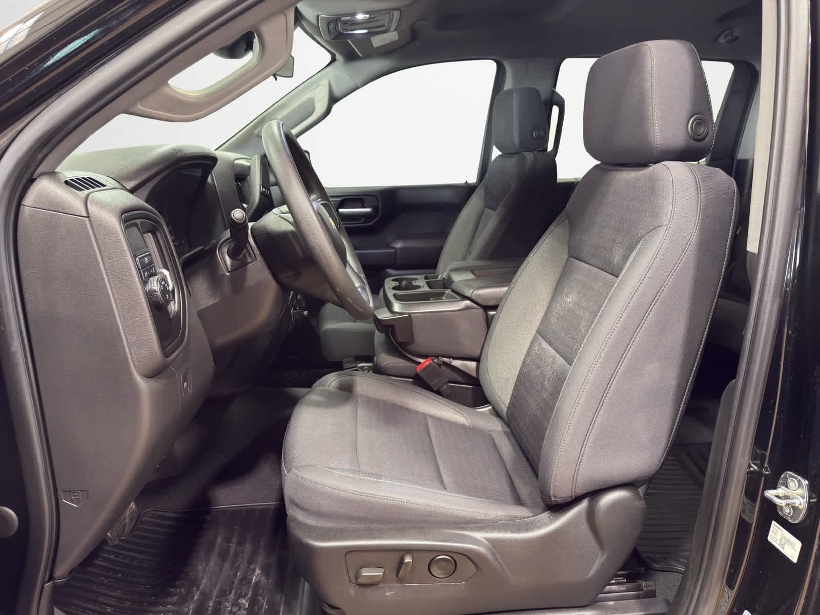 Used 2022 Chevrolet Silverado 1500 Custom image 13