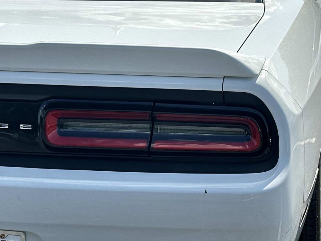 Used 2019 Dodge Challenger GT w/ Plus Package RWD image 9