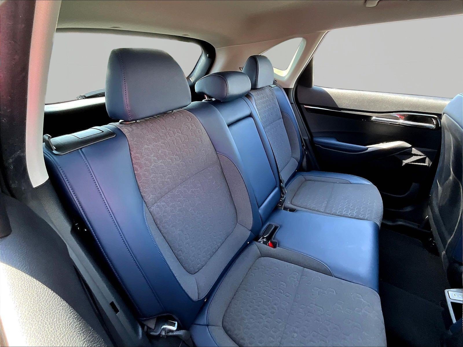 Used 2024 Kia Seltos S FWD image 25