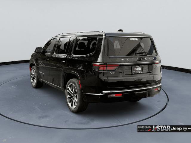 Used 2024 Jeep Wagoneer Series III w/ Premium Group I AWD/4WD image 7