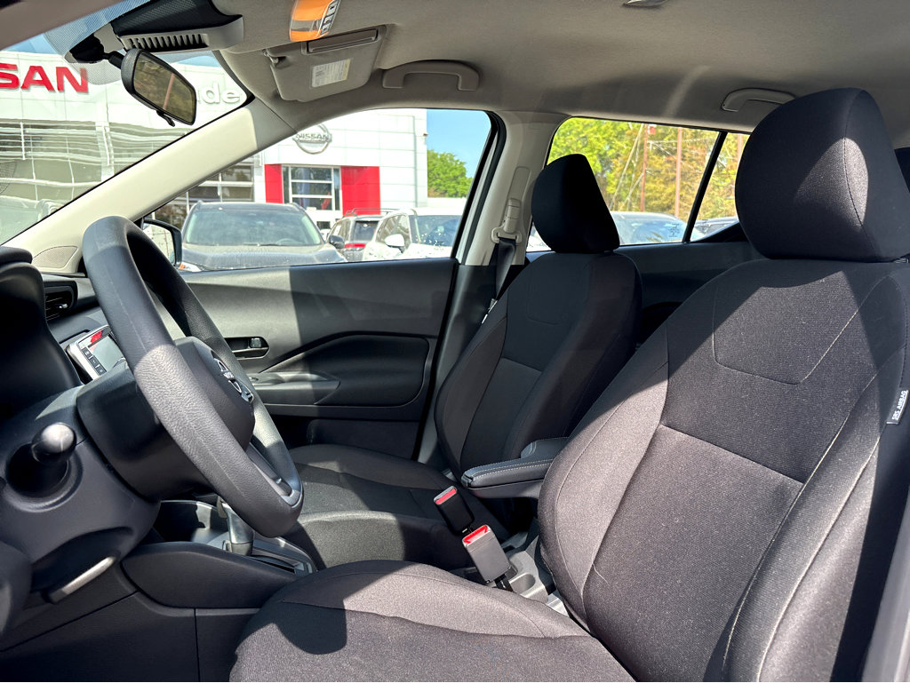 Used 2025 Nissan Kicks Play S image 16