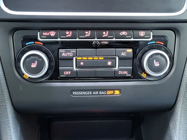 Used 2012 Volkswagen Golf R 2-Door AWD/4WD image 19