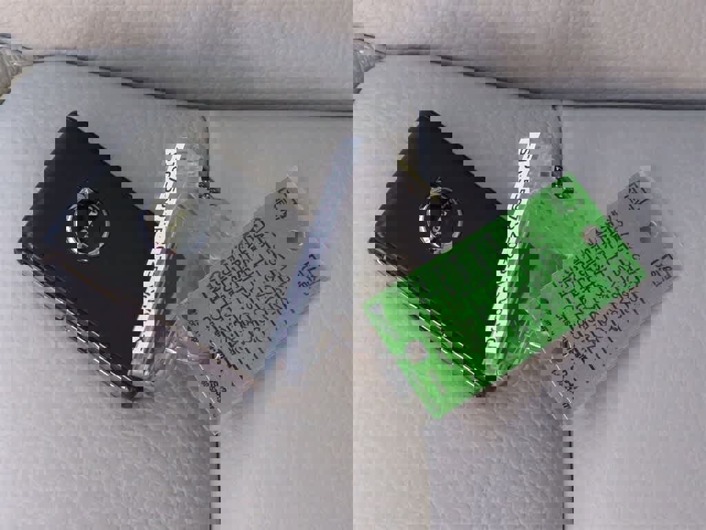 Used 2025 Volvo XC60 T8 Core w/ Protection Package Premier image 34