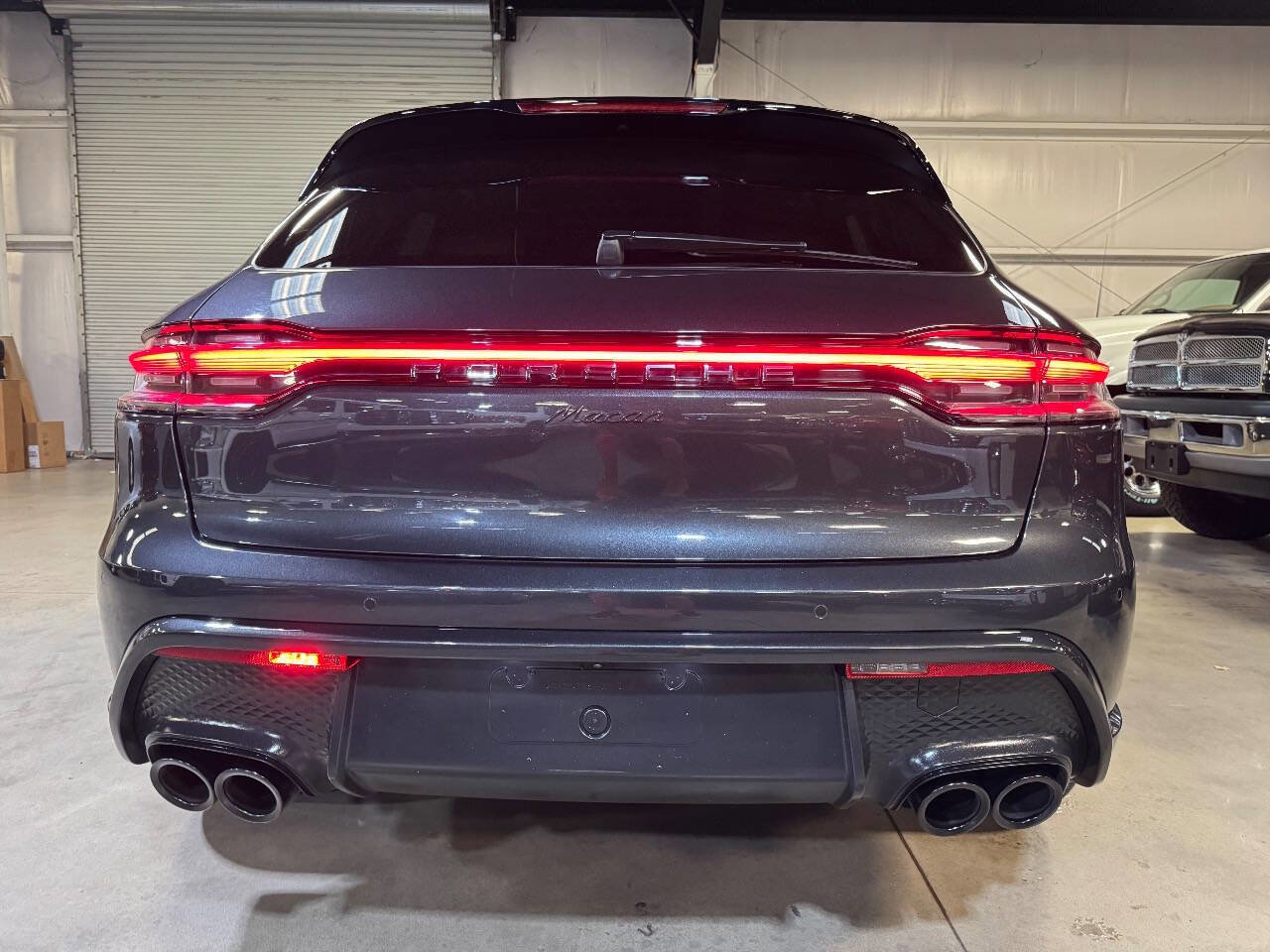 Used 2024 Porsche Macan w/ Premium Plus Package image 14