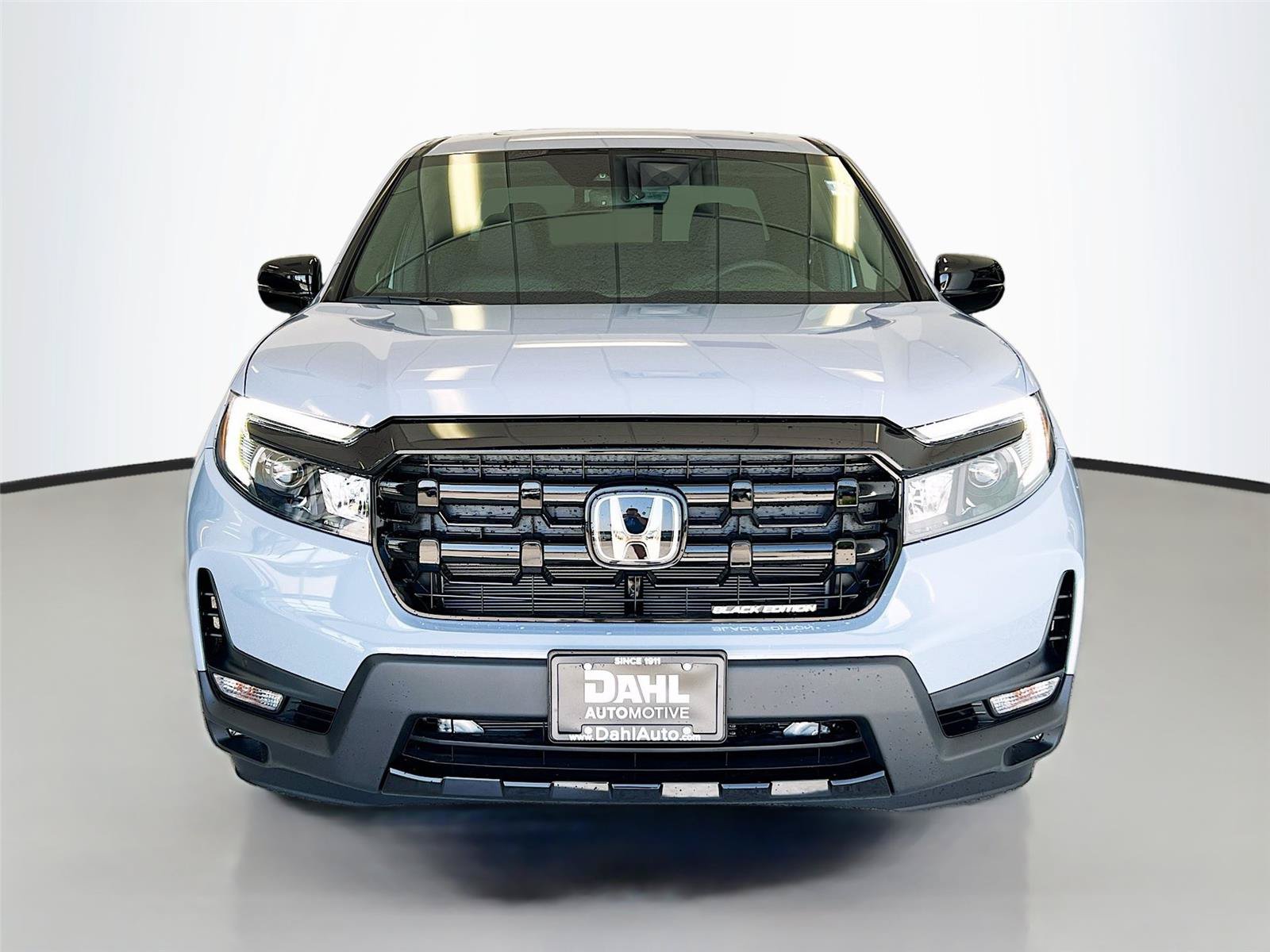 New 2026 Honda Ridgeline Black Edition image 3