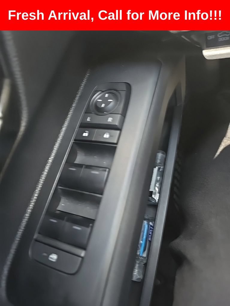 Used 2025 Toyota Tacoma SR w/ SR Upgrade Package RWD image 16