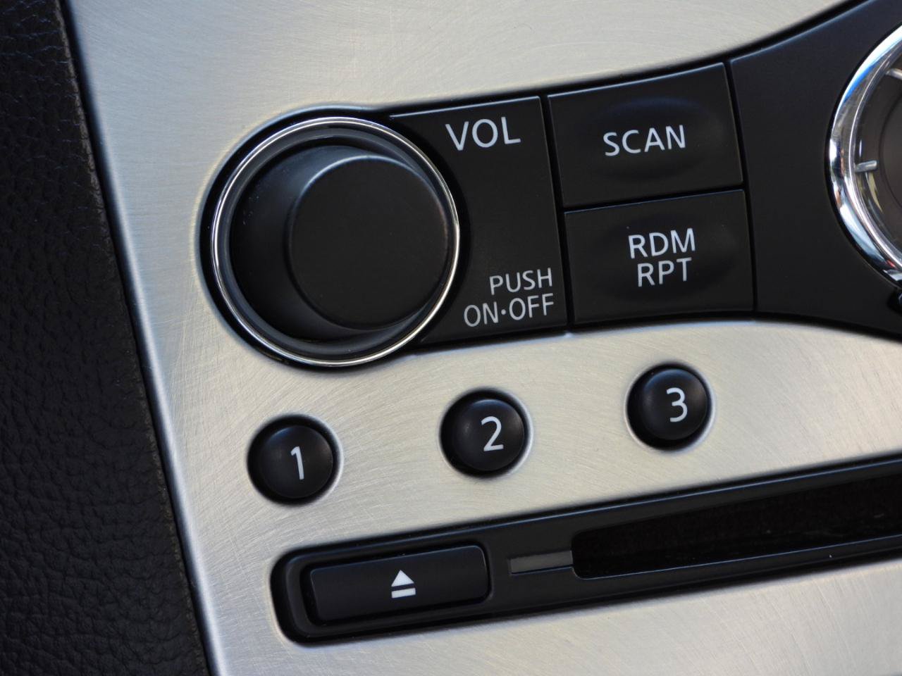 Used 2014 INFINITI Q60 AWD Coupe w/ Premium Package image 69