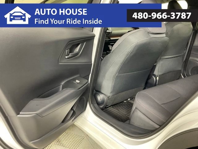Used 2027 Toyota Prius Plug-In Hybrid FWD image 15