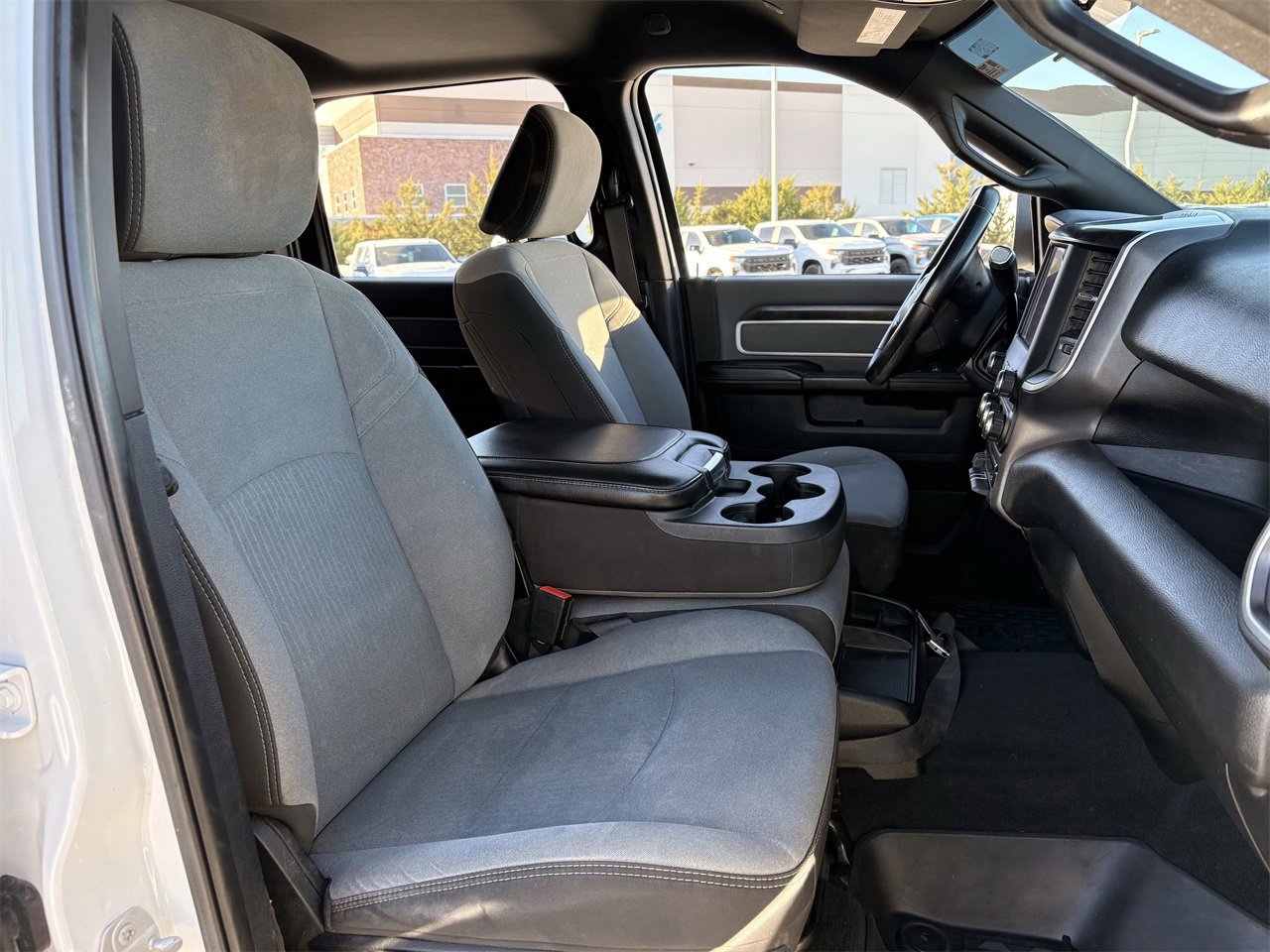 Used 2022 RAM 2500 Big Horn w/ Cold Weather Group image 29