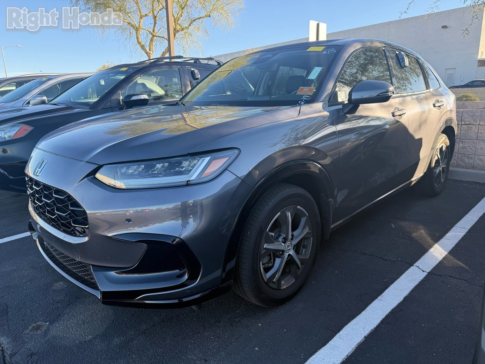 Used 2025 Honda HR-V EX-L image 2