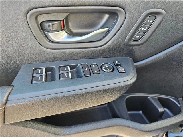 Used 2025 Honda Pilot TrailSport image 27