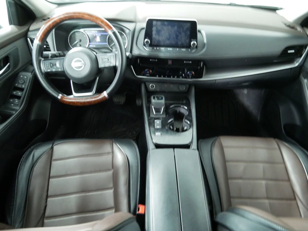 Used 2021 Nissan Rogue SV FWD image 19