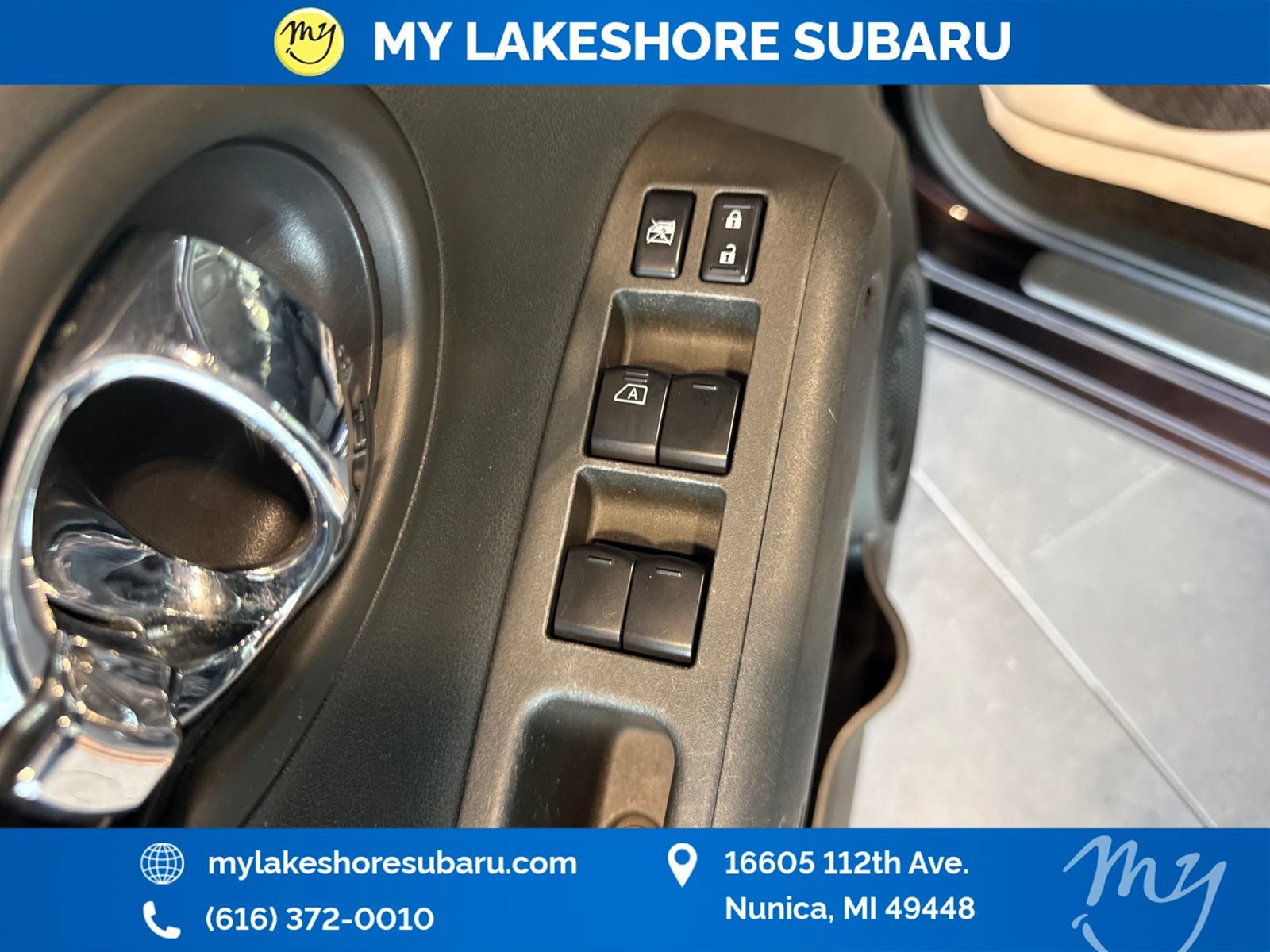 Used 2012 Nissan Cube 1.8 S w/ Interior Illumination Pkg FWD image 13