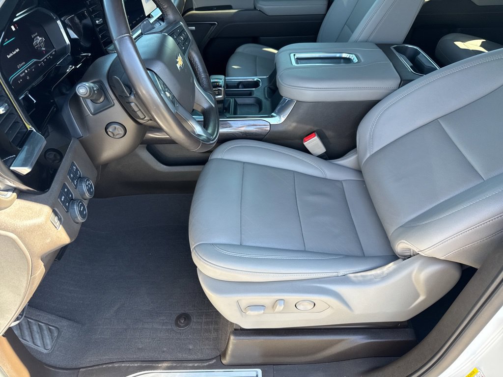 Used 2022 Chevrolet Silverado 1500 LTZ AWD/4WD image 24