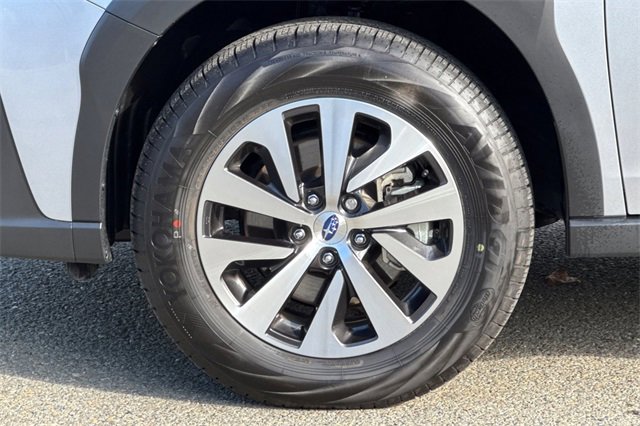 Used 2025 Subaru Outback Premium w/ Popular Package #1A image 31