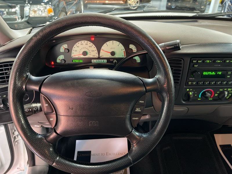 Used 2003 Ford F150 Lightning image 32