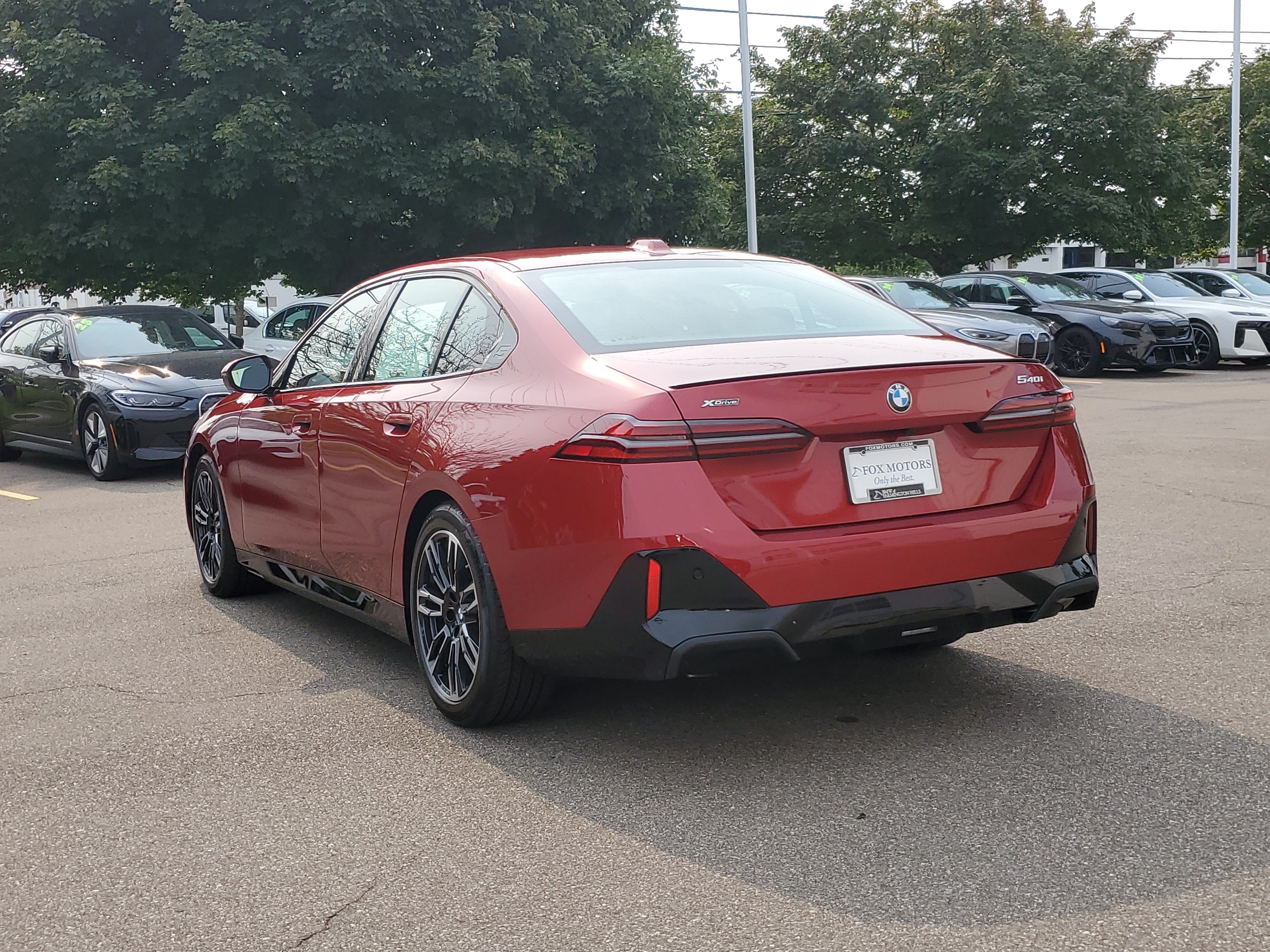 New 2027 BMW 540i xDrive w/ M Sport Package AWD/4WD image 3