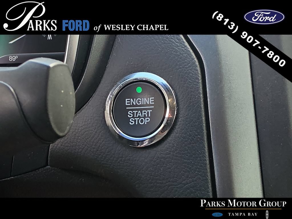 Used 2016 Ford Fusion Titanium FWD image 27