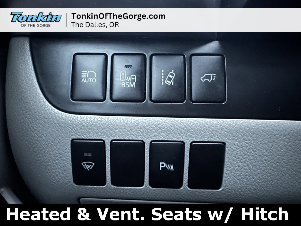 Used 2016 Toyota Highlander Limited image 19