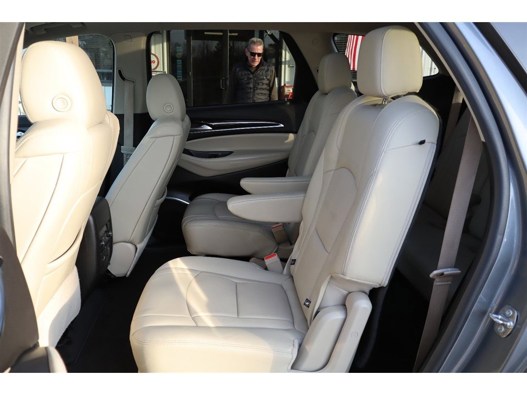 Used 2021 Buick Enclave Premium w/ Sun and Sites Package FWD image 25