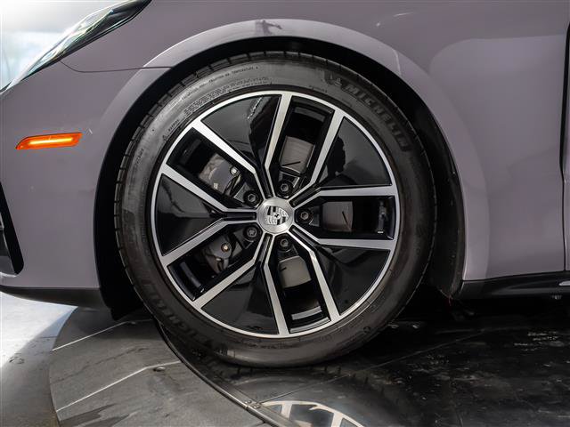 Certified 2024 Porsche Panamera 4 AWD/4WD image 14
