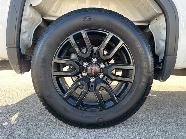 Used 2024 GMC Sierra 1500 Elevation image 40
