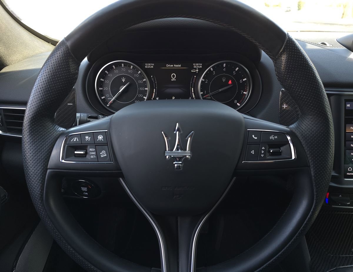 Used 2023 Maserati Levante Modena AWD/4WD image 29