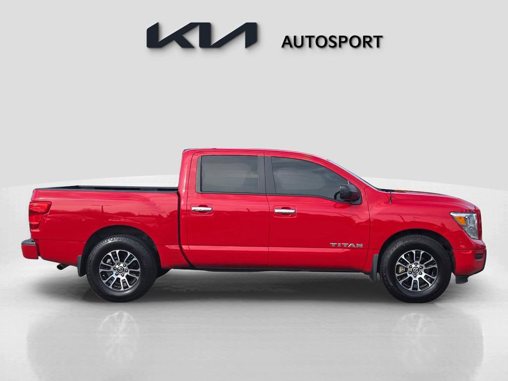 Used 2021 Nissan Titan SV w/ Accessory Utility Package image 7