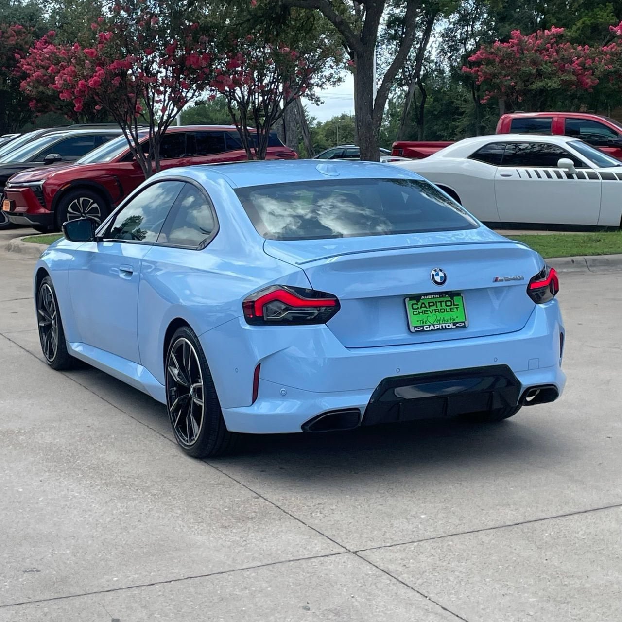 Used 2025 BMW M240i Coupe RWD image 4