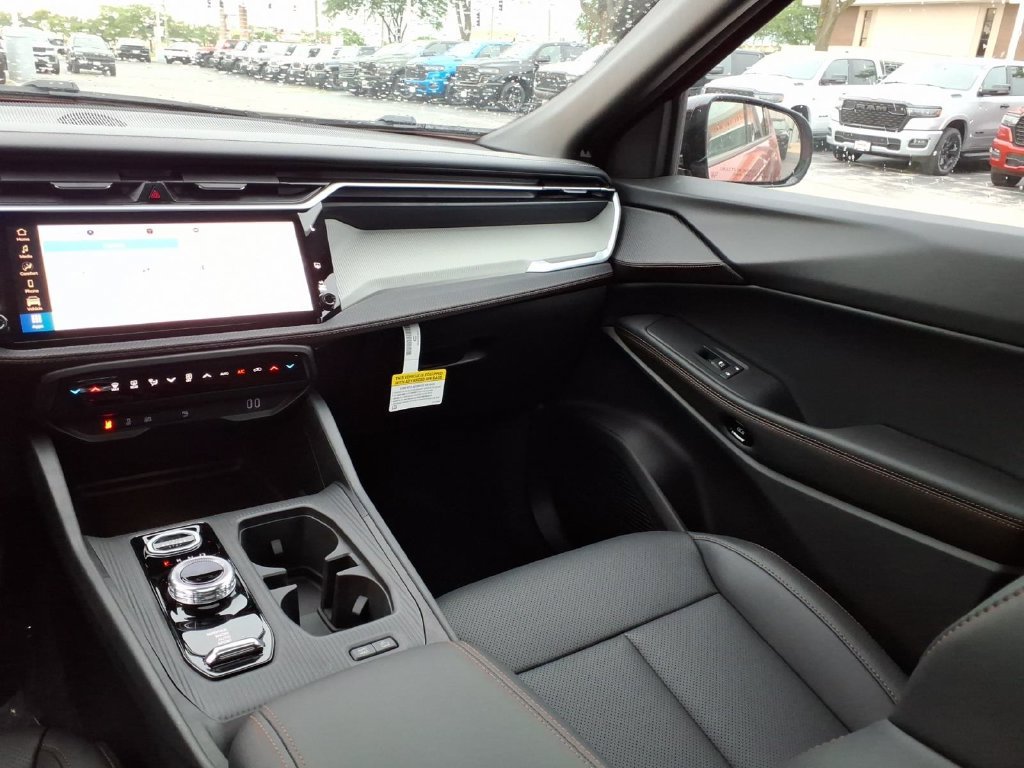 New 2026 Jeep Cherokee Limited AWD/4WD image 14