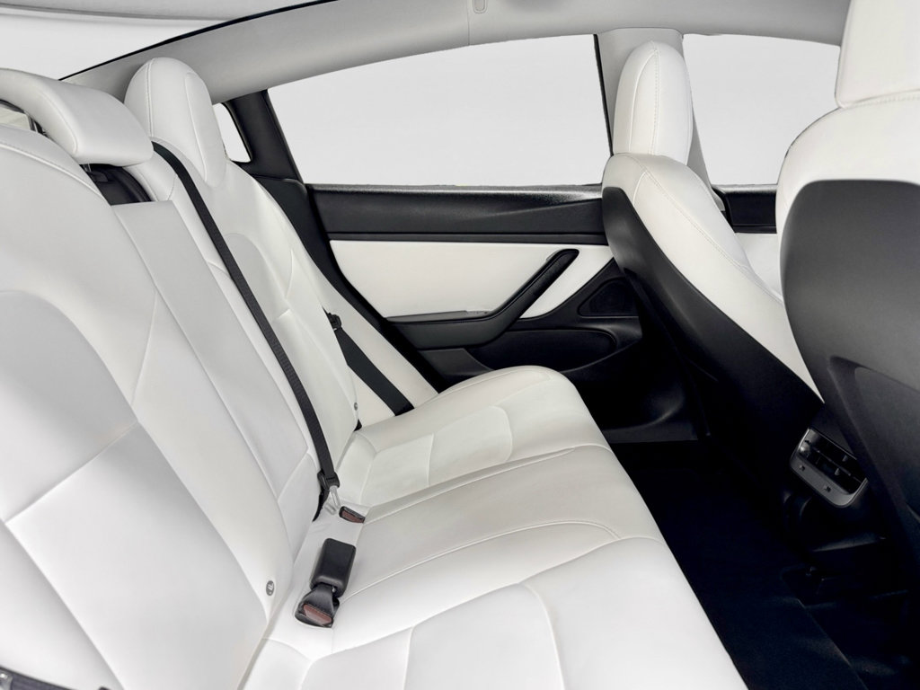 Used 2018 Tesla Model 3 Long Range image 20