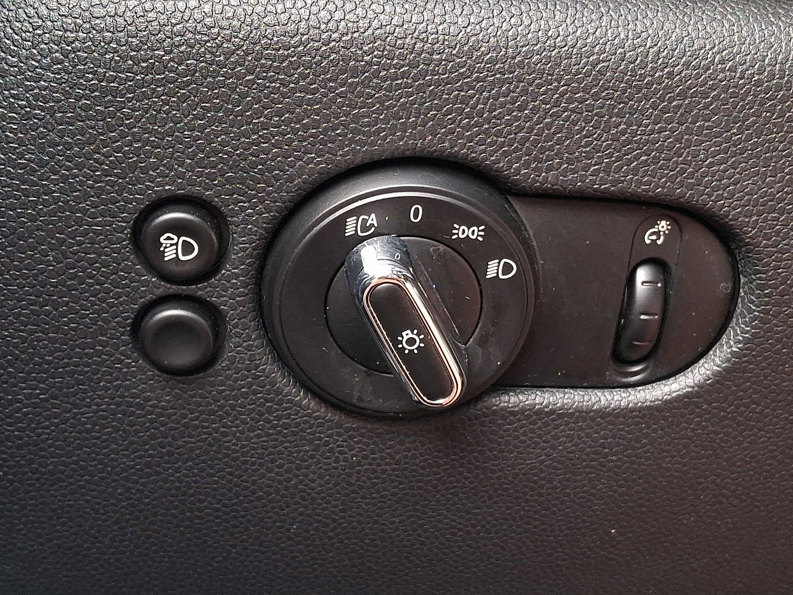 Certified 2024 MINI Cooper S FWD image 23