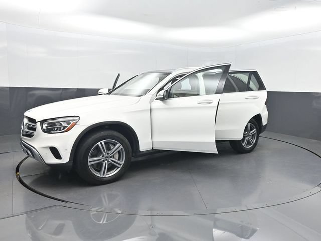 Used 2021 Mercedes-Benz GLC 300 w/ Premium Package image 32