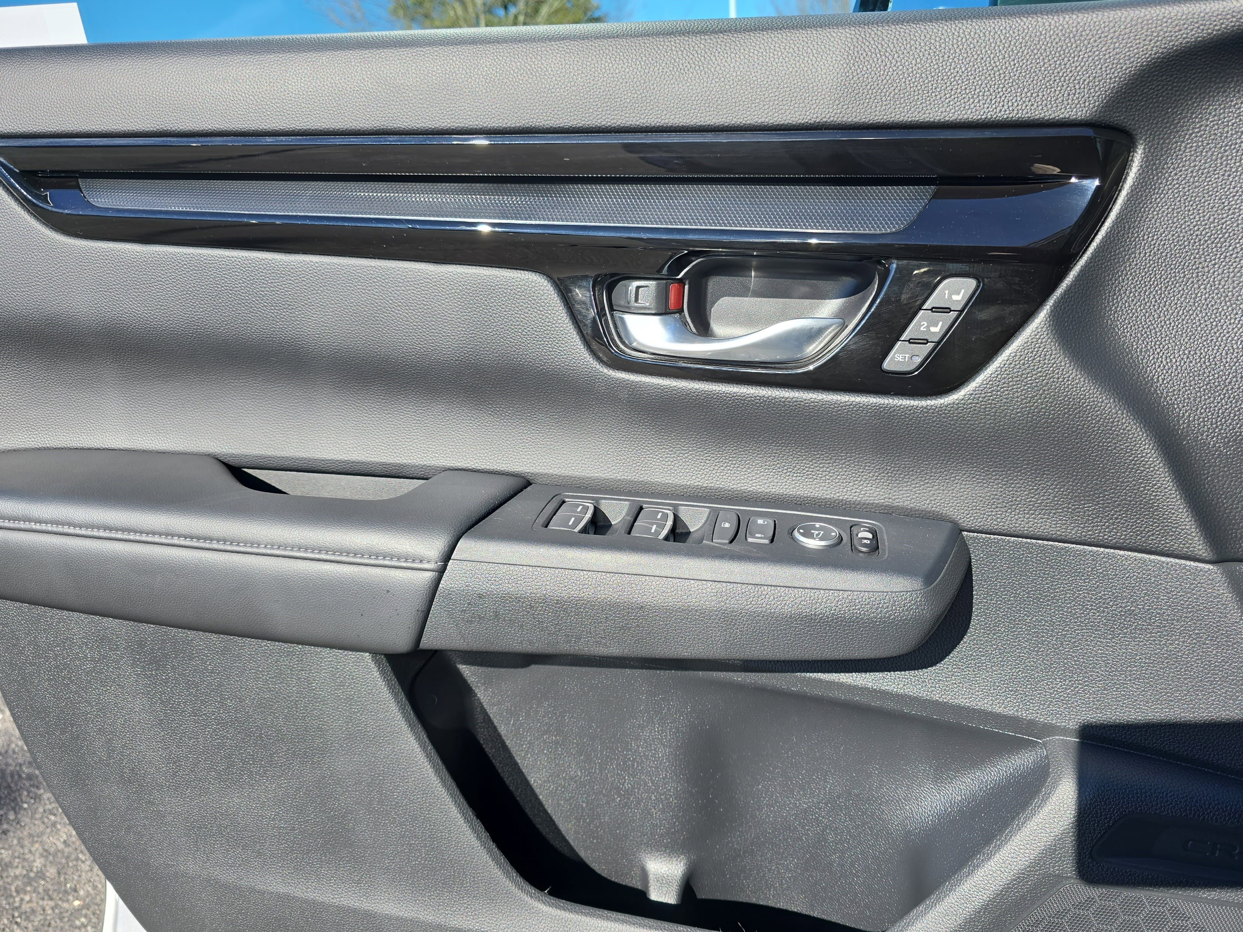 Used 2024 Honda CR-V EX-L image 25