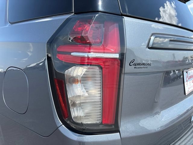 Used 2021 Chevrolet Tahoe RST w/ Luxury Package RWD image 11
