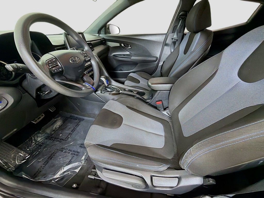 Used 2020 Hyundai Veloster 2.0 FWD image 20