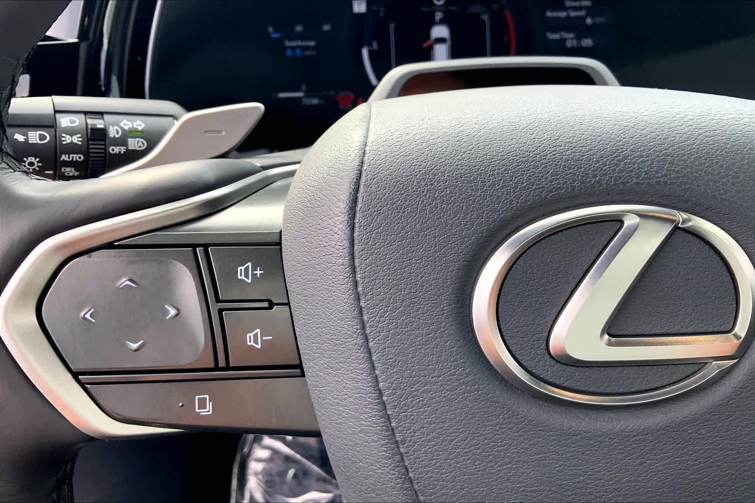 Certified 2025 Lexus TX 350 AWD w/ Technology Package image 24
