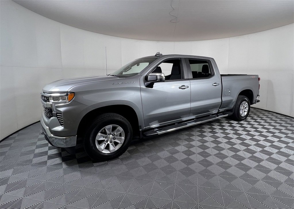 Used 2024 Chevrolet Silverado 1500 LT w/ Protection Package image 2