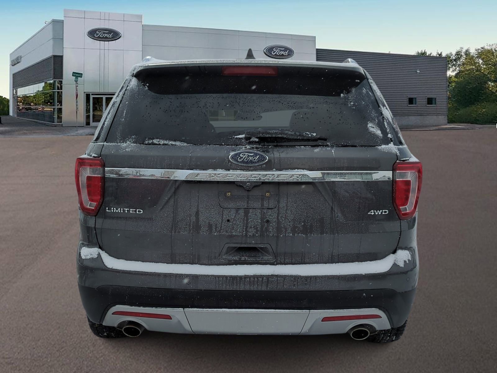 Used 2017 Ford Explorer Limited w/ Equipment Group 301A image 10