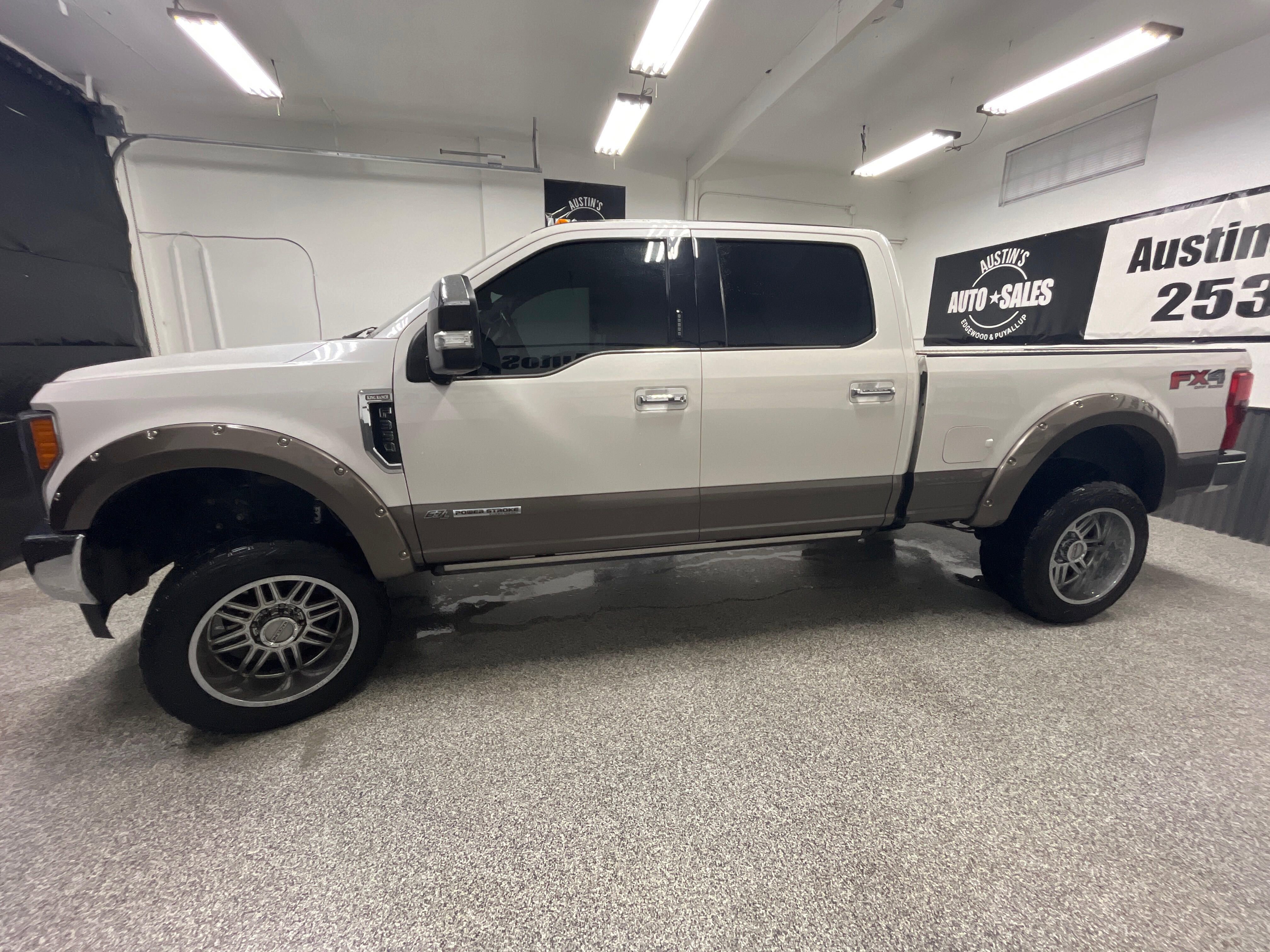 Used 2018 Ford F350 King Ranch w/ King Ranch Ultimate Package image 7