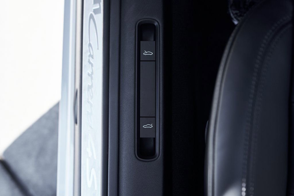 Used 2024 Porsche 911 Carrera 4S image 30