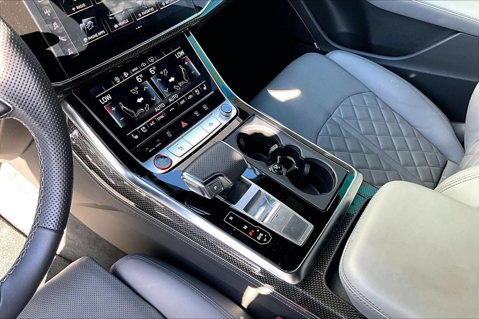 Used 2023 Audi SQ8 Premium Plus AWD/4WD image 16